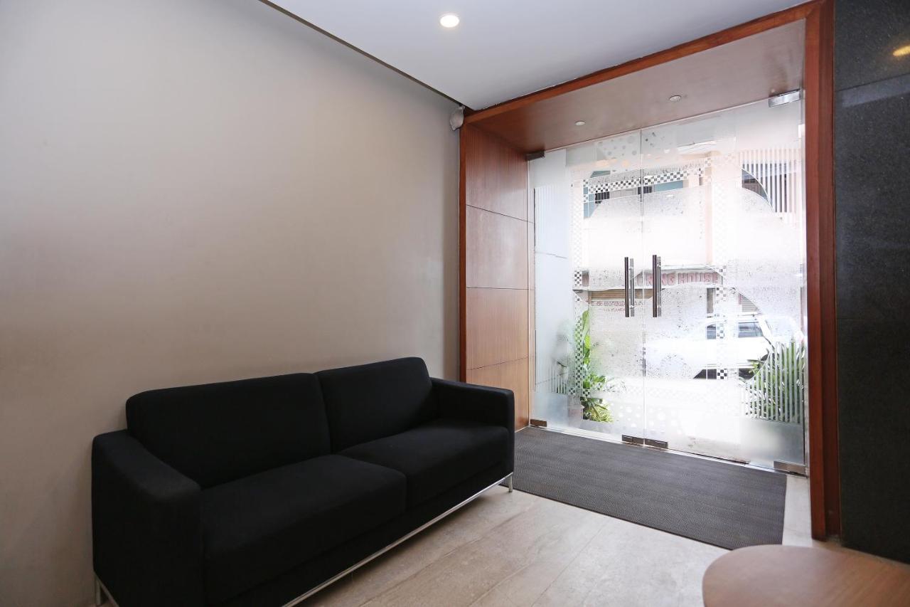 Oyo 6447 Samasth Rooms And Suites マイソール エクステリア 写真