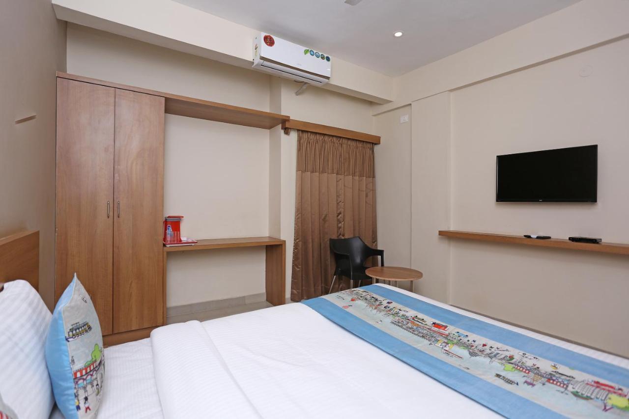 Oyo 6447 Samasth Rooms And Suites マイソール エクステリア 写真